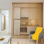 Modern & Cozy In Center -walk Everywhere