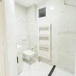 Modern & Cozy In Center -walk Everywhere דירה