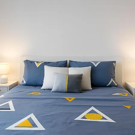 Daire Modern & Cozy In Center -walk Everywhere *