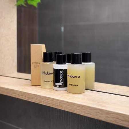 Modern & Cozy In Center -walk Everywhere *