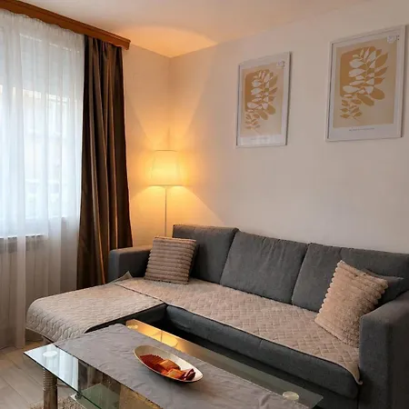 Διαμέρισμα Modern & Cozy In Center - Walk Everywhere - Parking Available