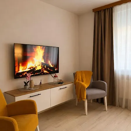 Διαμέρισμα Modern & Cozy In Center - Walk Everywhere - Parking Available *