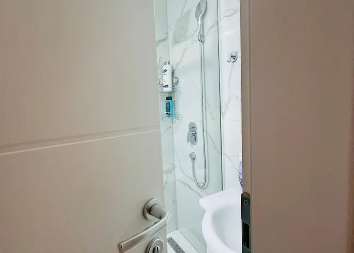 Daire Modern & Cozy In Center -walk Everywhere