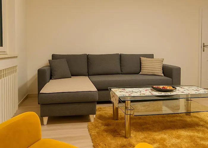 Modern & Cozy In Center -walk Everywhere Daire Saraybosna