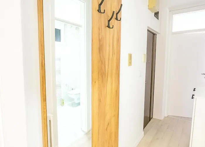 Daire Modern & Cozy In Center -walk Everywhere